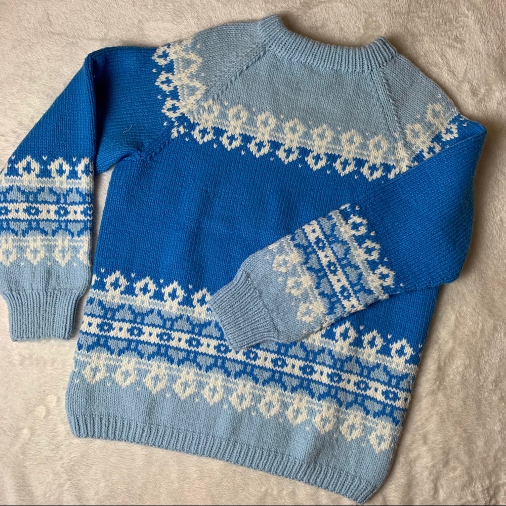 Vintage Faire Isle Sweater, size Small